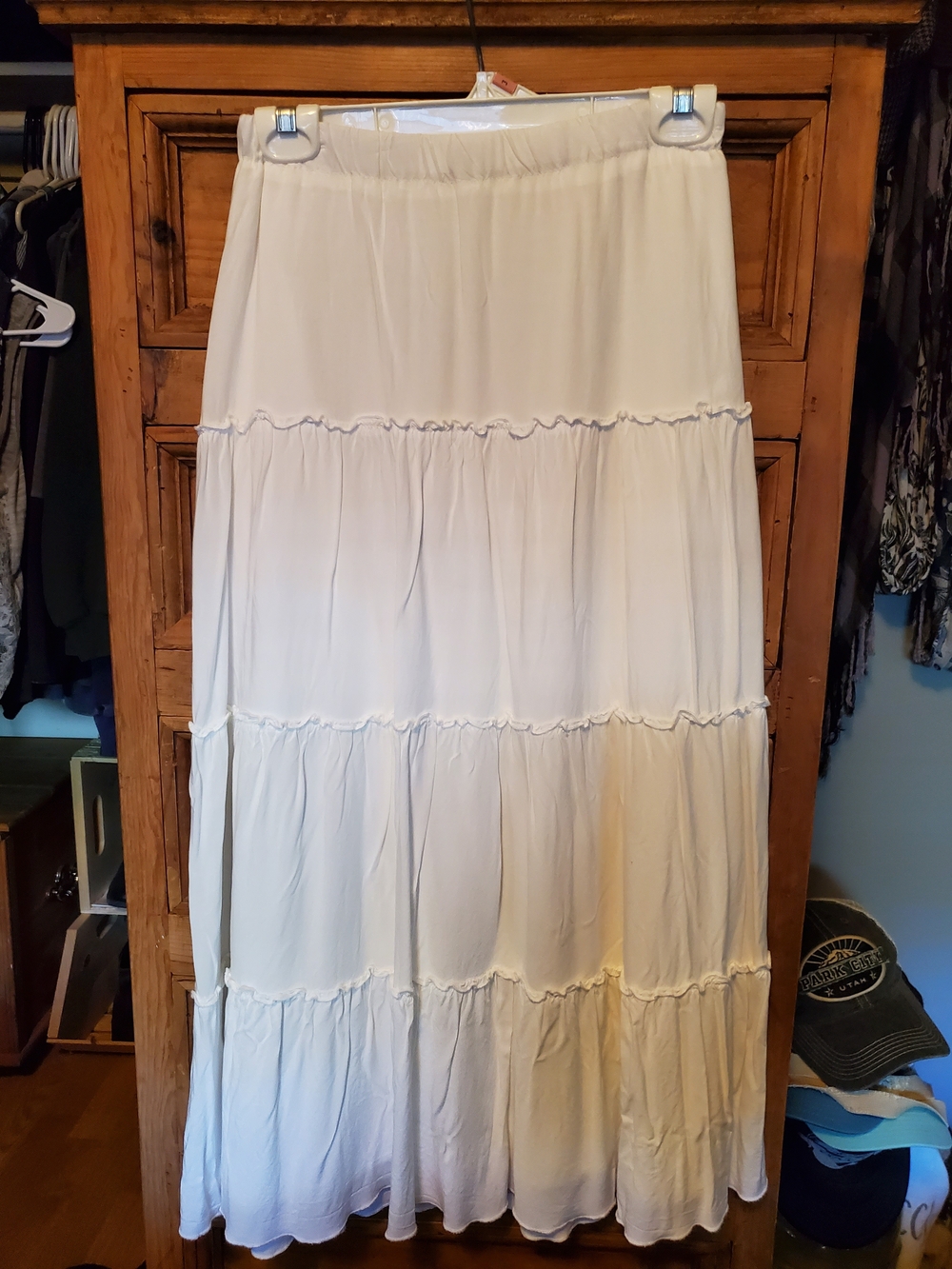 Brandy Melville White Tiered Maxi Skirt
